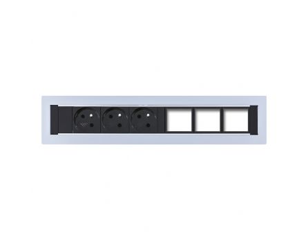 Konfigurovatelný pevný panel, 3x el. zásuvka, 3x volný slot pro 3 až 6 konektorů KPP 6